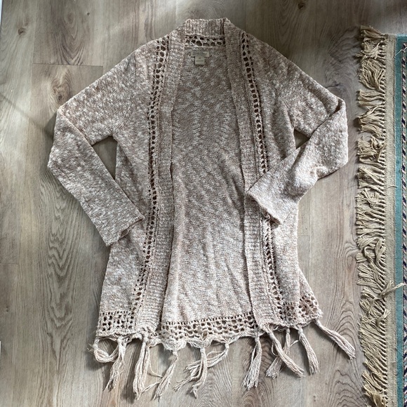 Lucky Brand Sweater - Picture 1 of 2